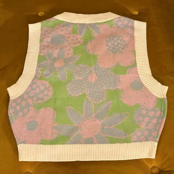 UO Randi Cropped Sweater Vest M - Picture 3 of 3